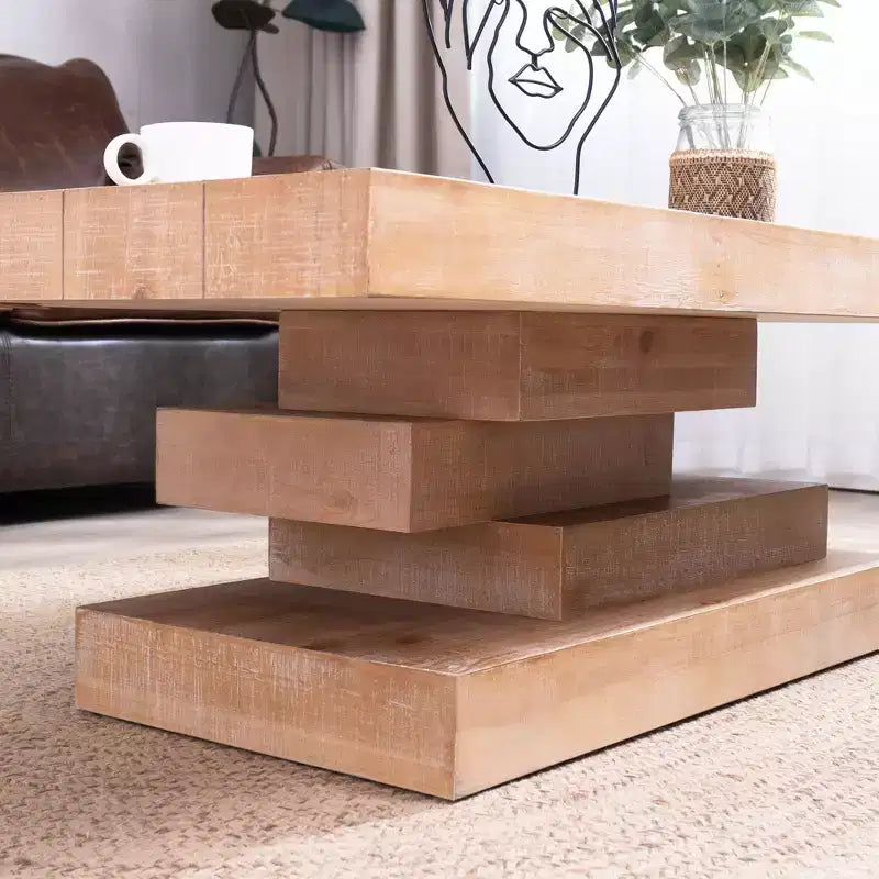 Tavolino da caffè rettangolare in legno Halston Modern Rustic con base a blocco